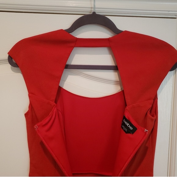 Bebe red mariah peplum dress with cap sleeves and back cut out detail size S - Picture 4 of 6